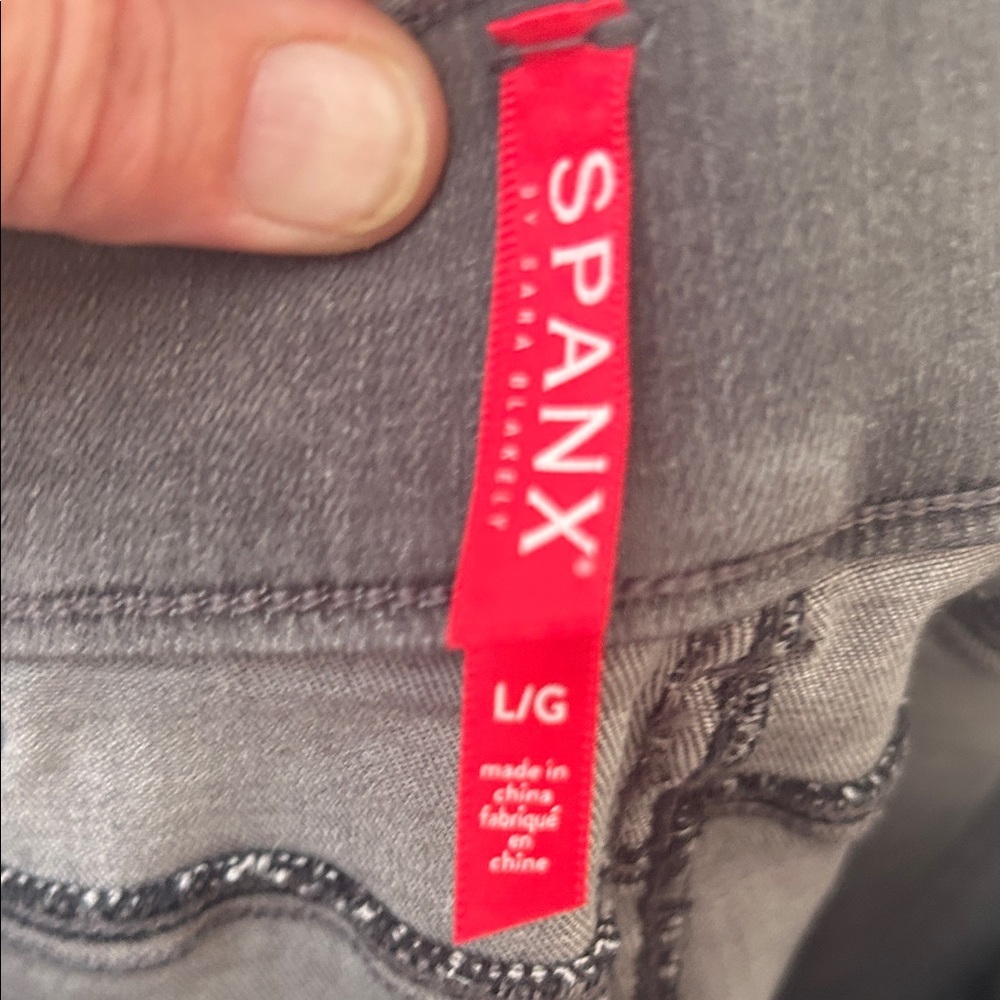 Women's Gray spanx Distressed Jeans - Picture 6 of 6